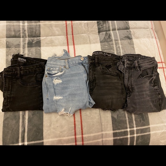 Bundle of American eagle jeans! - Picture 1 of 4